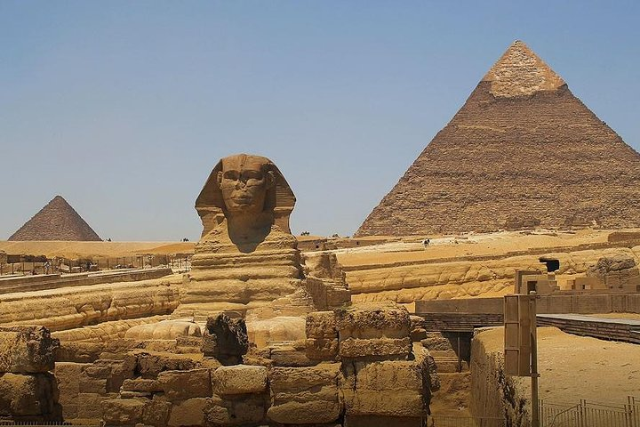 Pyramids of Giza, Deluxe Travel Egypt, Deluxe Tours Egypt