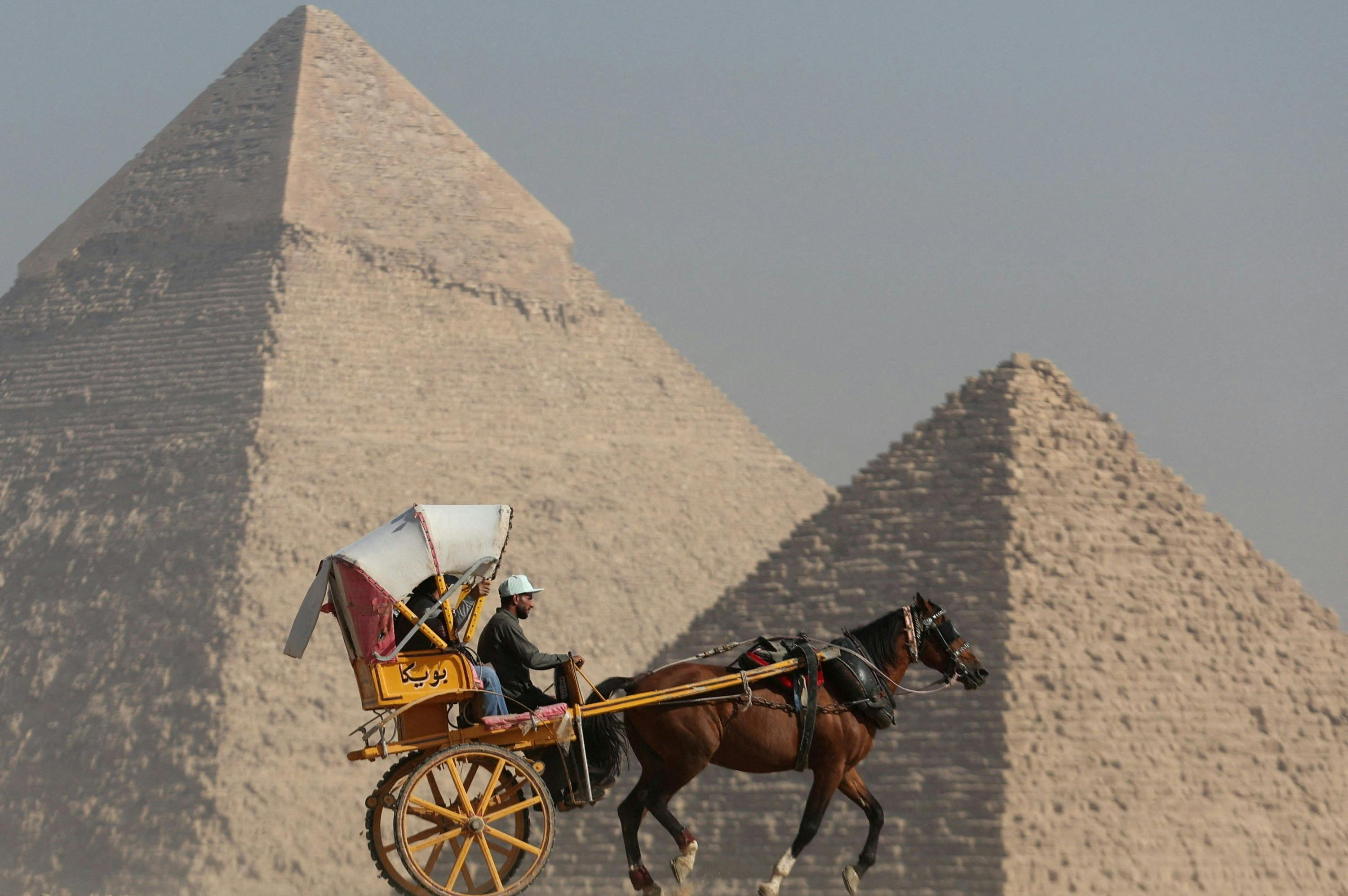 Giza Pyramids & Sphinx: Guided Tour + Transfer + Lunch + Nile River Felucca Ride - Photo 1 of 8