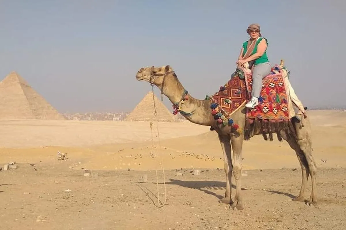 Giza Pyramids, Sphinx, Saqqara, Dahshur with Lunch and Camel Ride