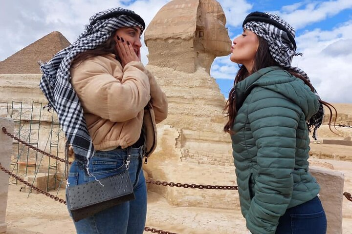 Giza pyramids ,Sphinx ,Valley temple and Nile Dinner cruise tours - Photo 1 of 18