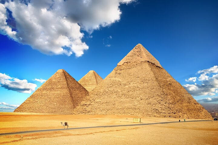 Great Pyramids of Giza, Guardian Sphinx, Sakkara and Dahshour - Photo 1 of 6