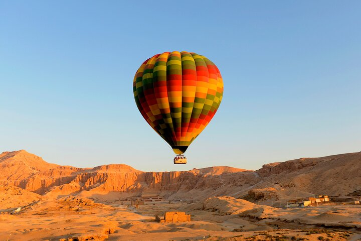 Hot air Balloon Ride In Luxor - Photo 1 of 12