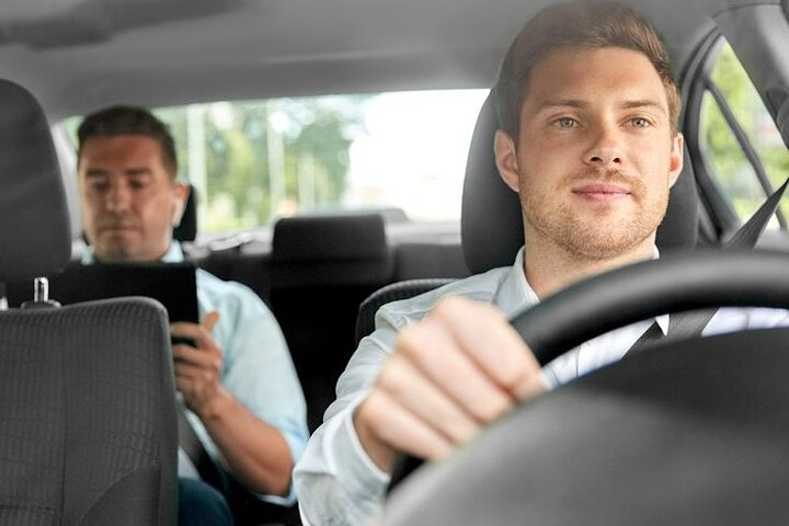 Hurghada to Luxor: VIP Transfer with Luxury Comfort - Photo 1 of 6