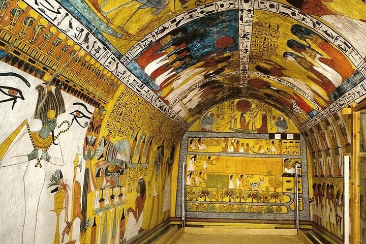 Luxor Guided Tour: Ramesseum Temple, Valley of the Nobles and Deir El madina - Photo 1 of 12