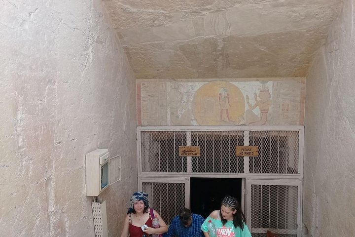 Luxor private full day tour 3-7 pax - Photo 1 of 4