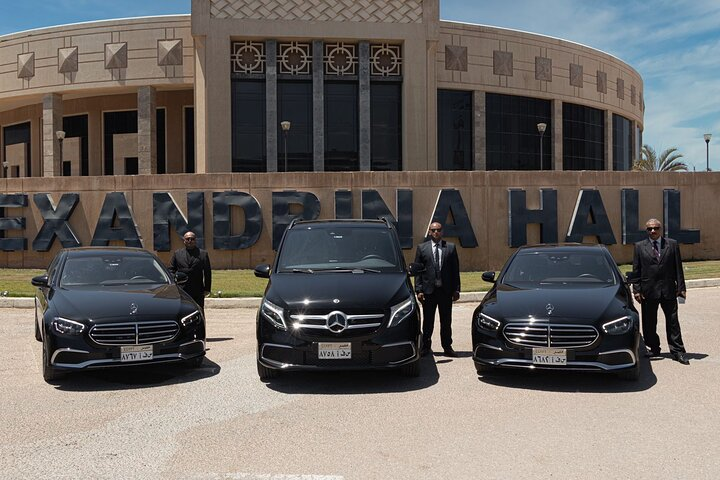 Luxury Transfer From and to Airport - Photo 1 of 5