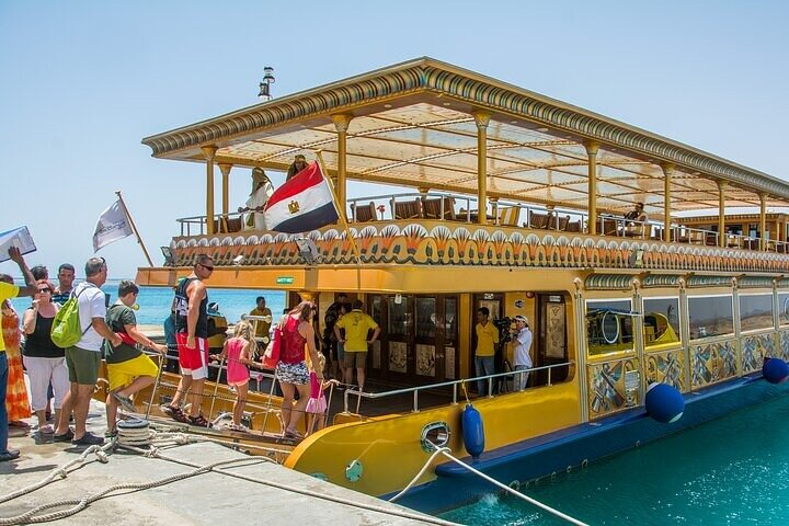 Nefertari Seascope Adventure boat Trip with transfer - Marsa Alam - Photo 1 of 8
