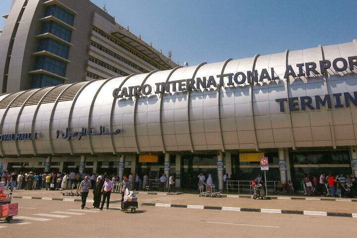 Meet and Greet Private Transfer from Cairo Airport to Cairo and Giza Hotel - Photo 1 of 9