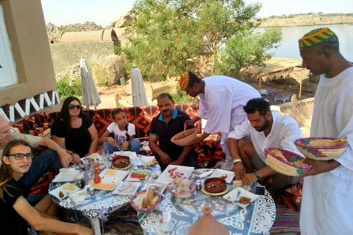 Nnile cruise Luxor to Aswan 4 nights (deluxe) - Photo 1 of 6