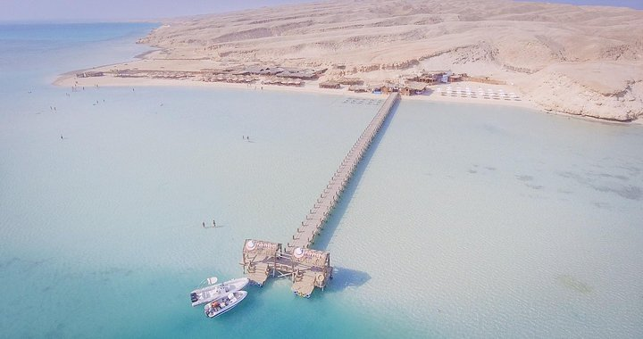 Speedboats at Orange Bay Marina