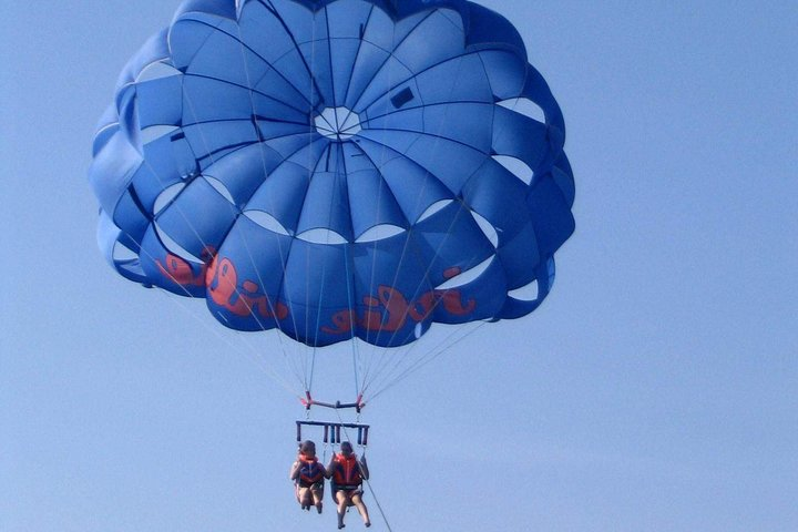 Parasailing off the coast of Hurghada ( Private Transfer ) - Photo 1 of 6