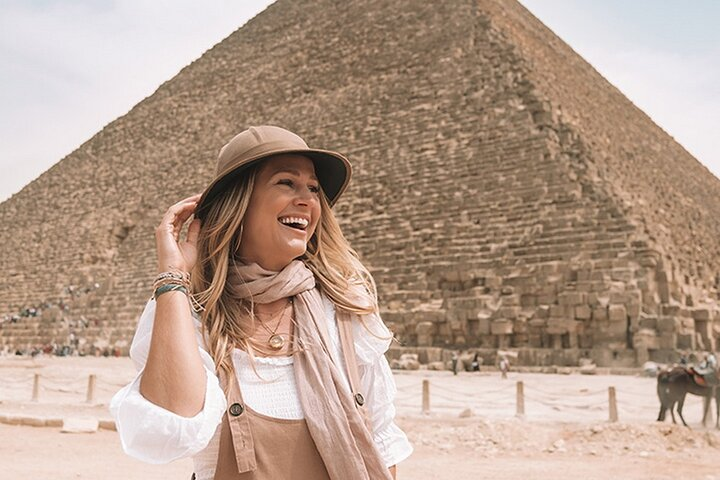 Full-Day Tours to Pyramids, Sphinx, & Tourist Bazaar - Photo 1 of 7