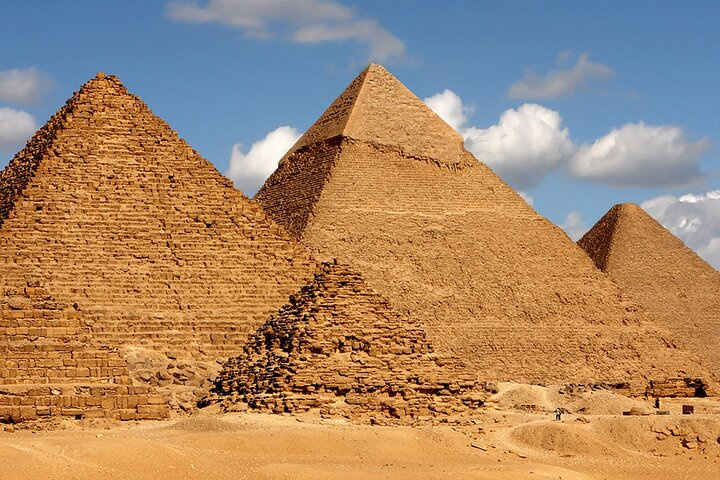  Private Guided Tour in Giza, Cairo and Saqqara  - Photo 1 of 9