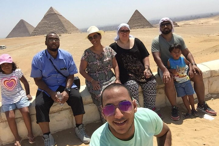 trip to Giza pyramids