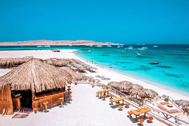 Private Half Day Speedboat Tour to Eden Island from Hurghada - Photo 1 of 4