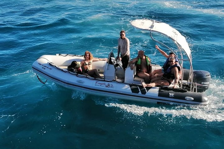 Private Boat vip Tour to Orange Bay Island - Photo 1 of 9