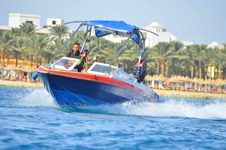 Speed Boat Abu Monkar Island Hurghada