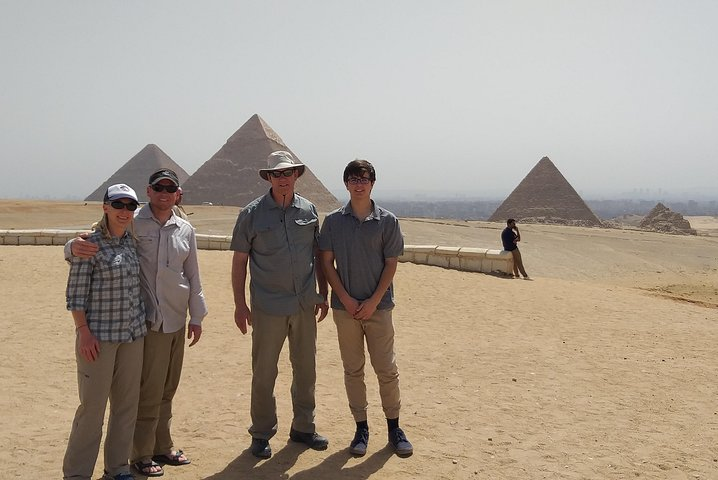 Private Tour to Cairo and the Pyramids for Cairo Airport Layover Passengers - Photo 1 of 7