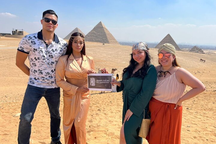 Private Tour to Giza Pyramids and Egyptian Museum - Photo 1 of 12