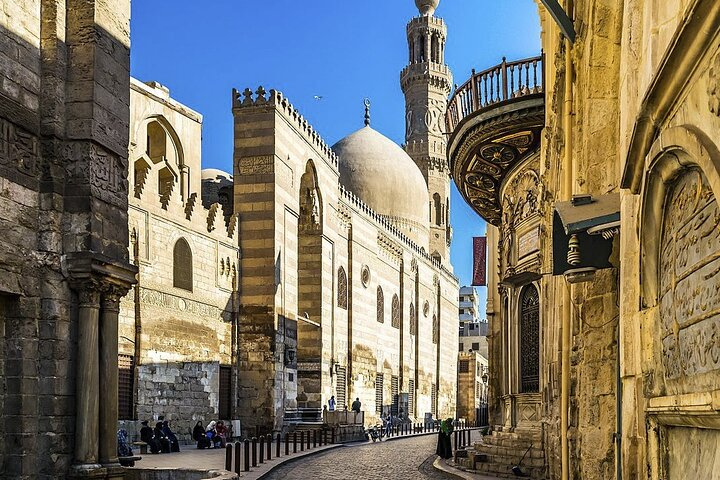 El Moez Street in Old Cairo