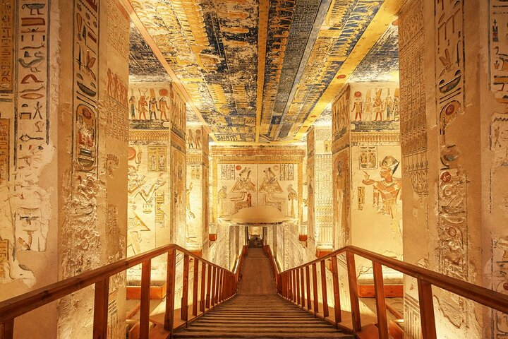 Private Tour to Valley of the Kings and Queens, Colossi and Hatshepsut in Luxor | Pelago
