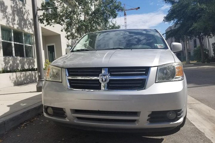 Private transfer from Cairo Airport to Le Passage Cairo - Photo 1 of 6