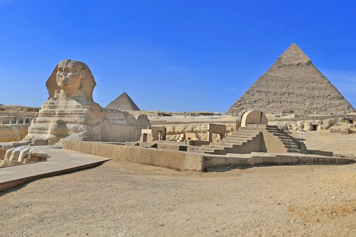 Pyramids and Sphinx at the Giza Plateau