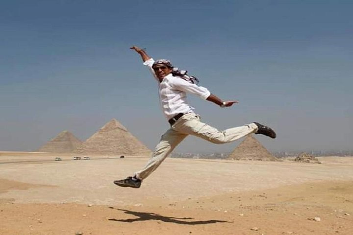 Pyramids photo session tour with professional photographer  - Photo 1 of 11
