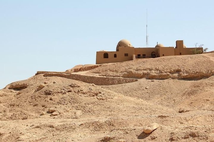 Luxor private tour to Ramesseum Ramses II temple & Nobles Valley - Photo 1 of 17