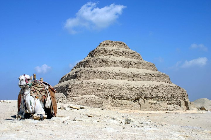 pyramid saqqara