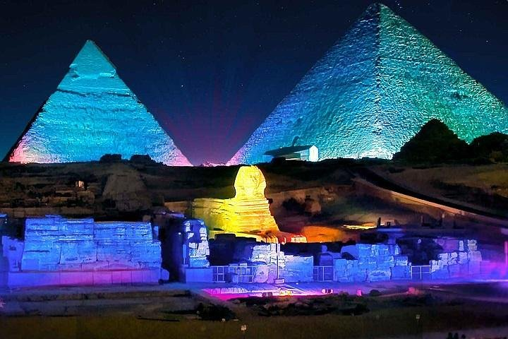 Sound & Light show at the Pyramids Plateau - Photo 1 of 2