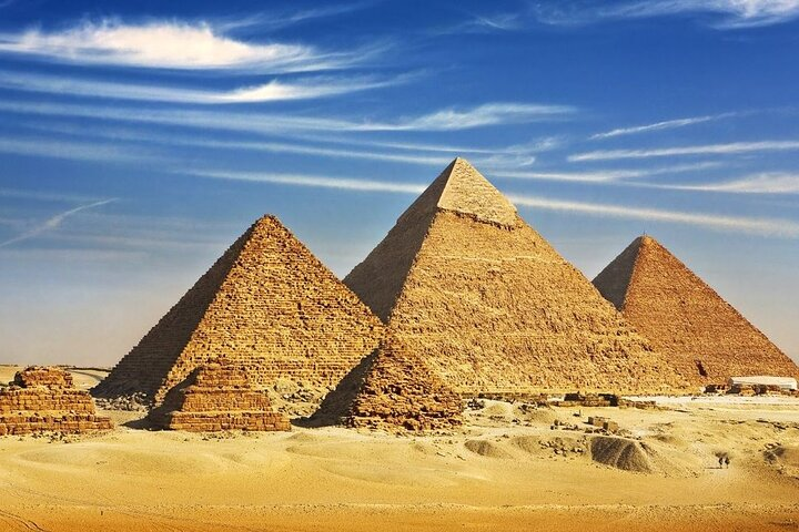 Wonders Historical Tour To Pyramids of Giza And Great Sphinx tại Cairo |  Pelago