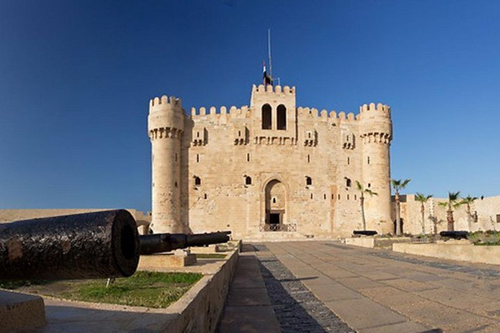 Tour to The Qaitbay Citadel in Alexandria - Photo 1 of 16