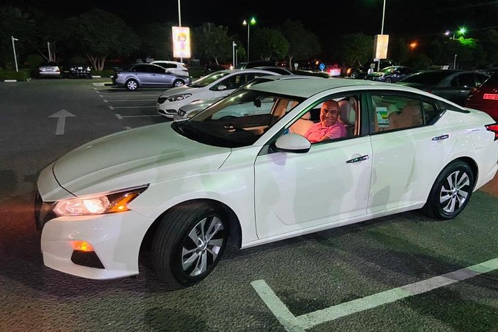 Transfer From the Airport to the Client's hotel ( One Way ) . - Photo 1 of 2