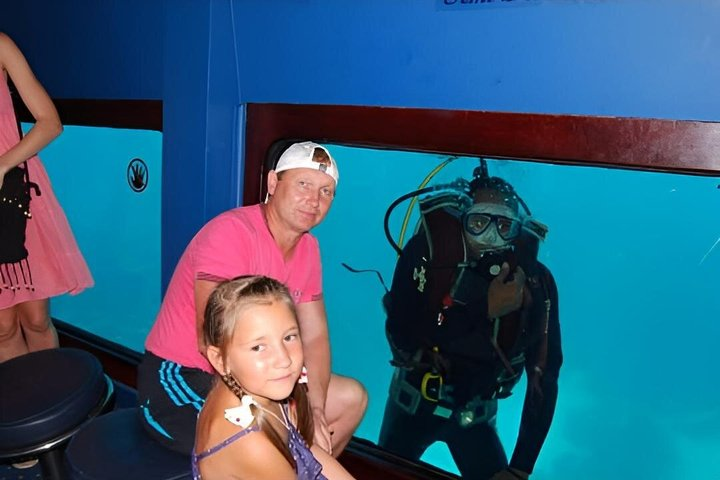 Trip on a glass bottom boat from Hurghada - Photo 1 of 7