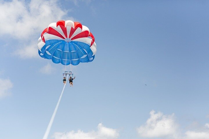 Luxury Parasailing Experience in Hurghada - Photo 1 of 12
