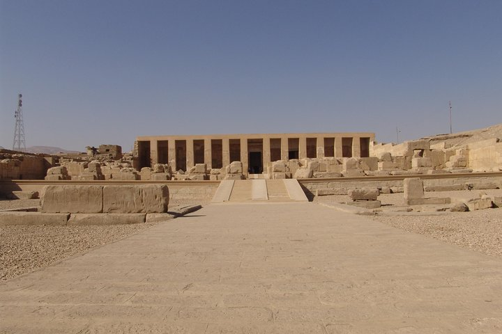 Visit Dendera Temple - Photo 1 of 7