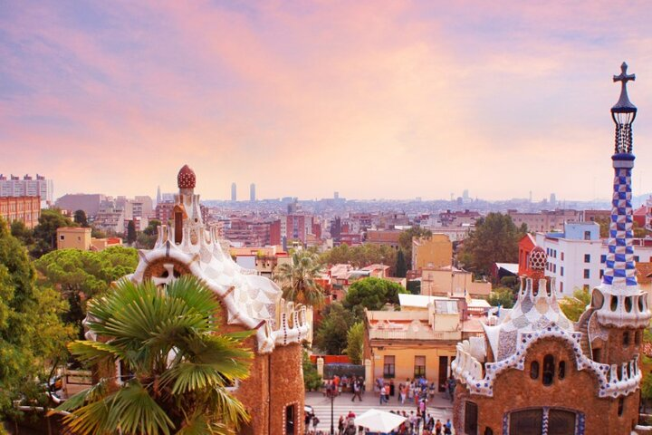 1-Hour Park Guell Gaudi's Wonder Guided Tour Max 6 People Group