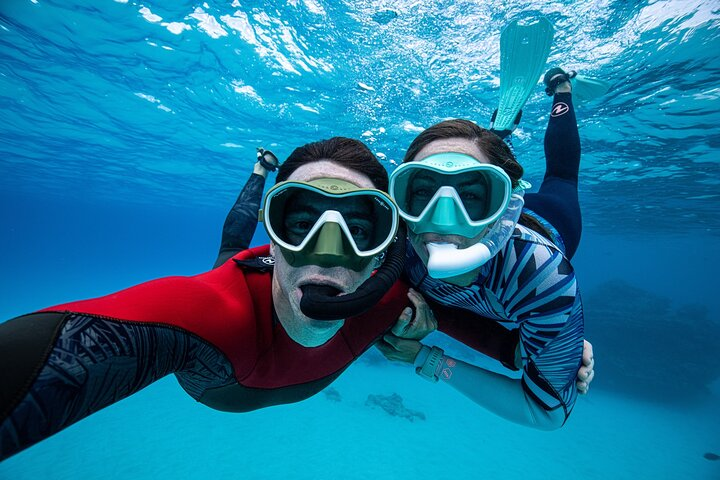 Snorkel couple having fun