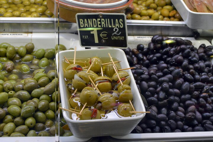 A Day in Sants Feasting Off the Grid - Photo 1 of 3