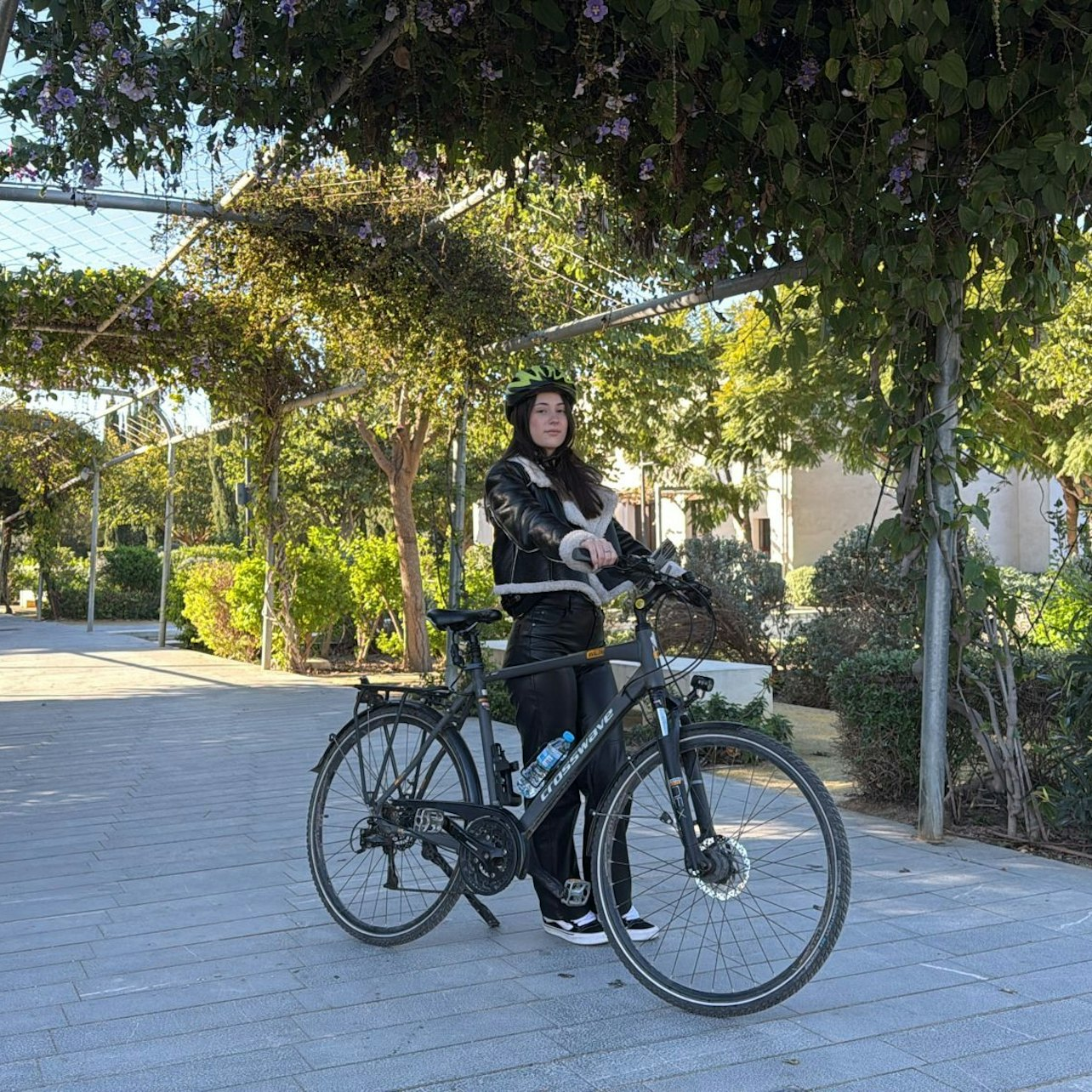 Valencia: Adult Mountain Bike Rental - Photo 1 of 4