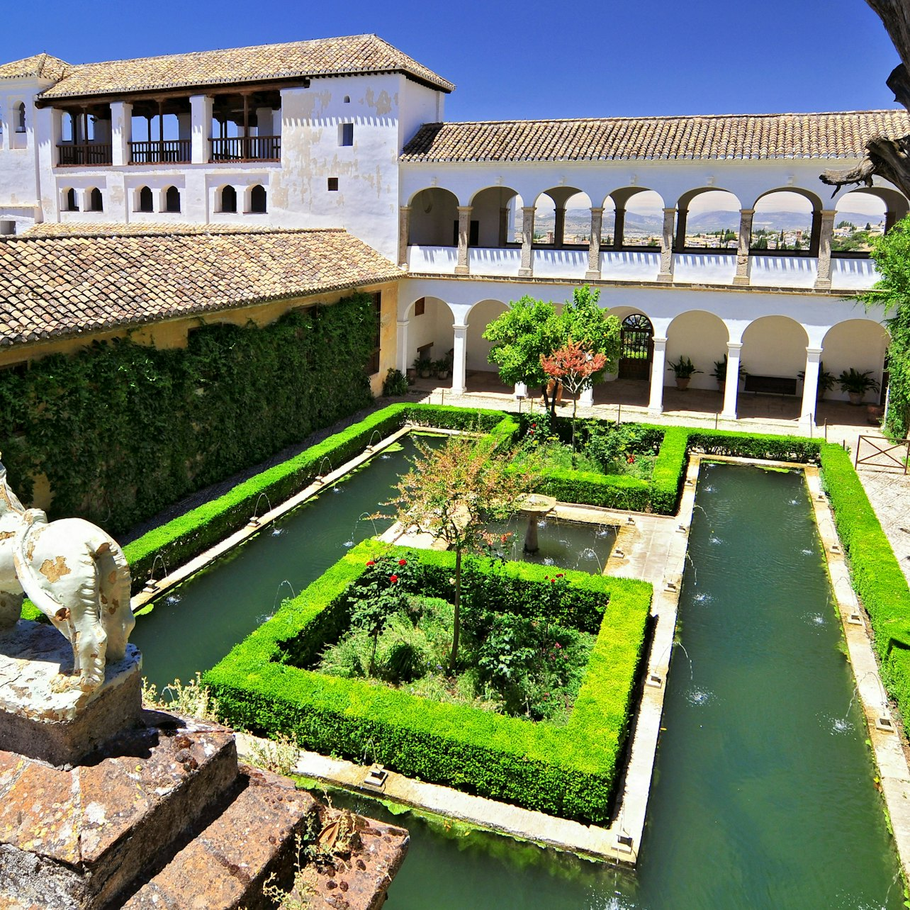Alhambra & Nasrid Palaces: Skip The Line Ticket + Private Guided Tour - Photo 1 of 8
