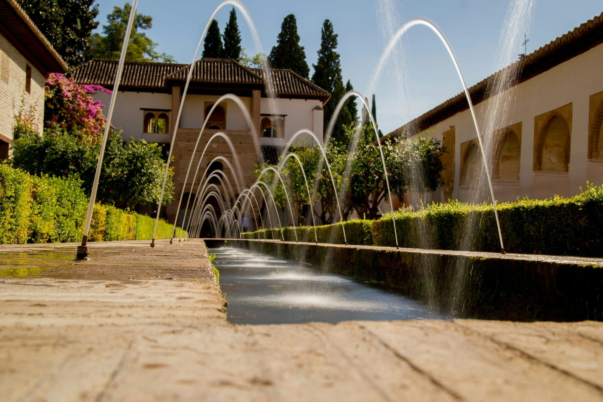 Alhambra: Entry Ticket + Audio Guide - Photo 1 of 3