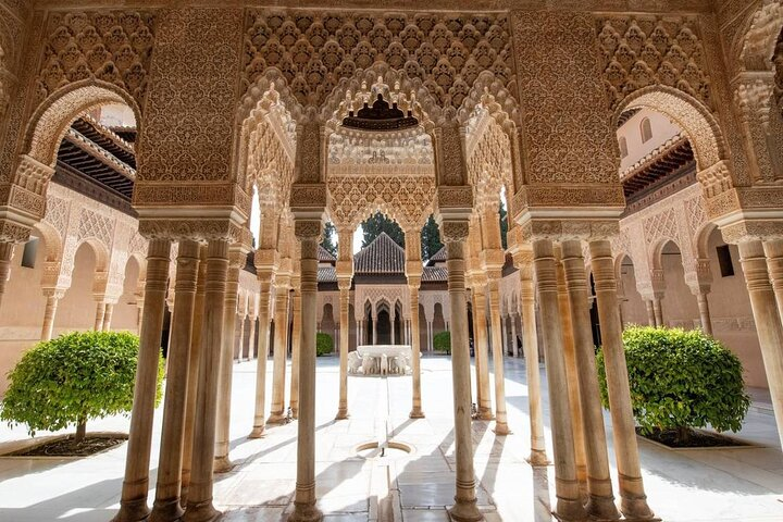 Alhambra Guided Tour & Albaicin Tour from Seville - Photo 1 of 10