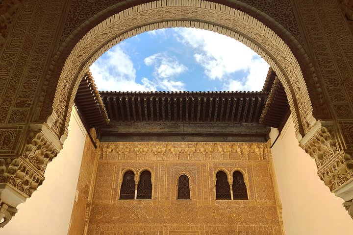 Alhambra Private Tour with Pick Up Service and Tickets - Photo 1 of 7
