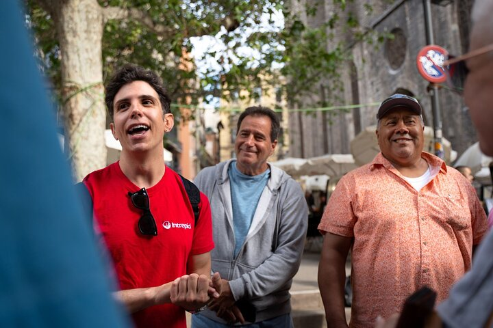 Explore Gaudi and Modernist Architecture