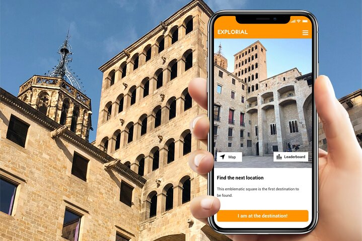 Barcelona Gothic Quarter Scavenger Hunt and City Highlights Walking Tour - Photo 1 of 19