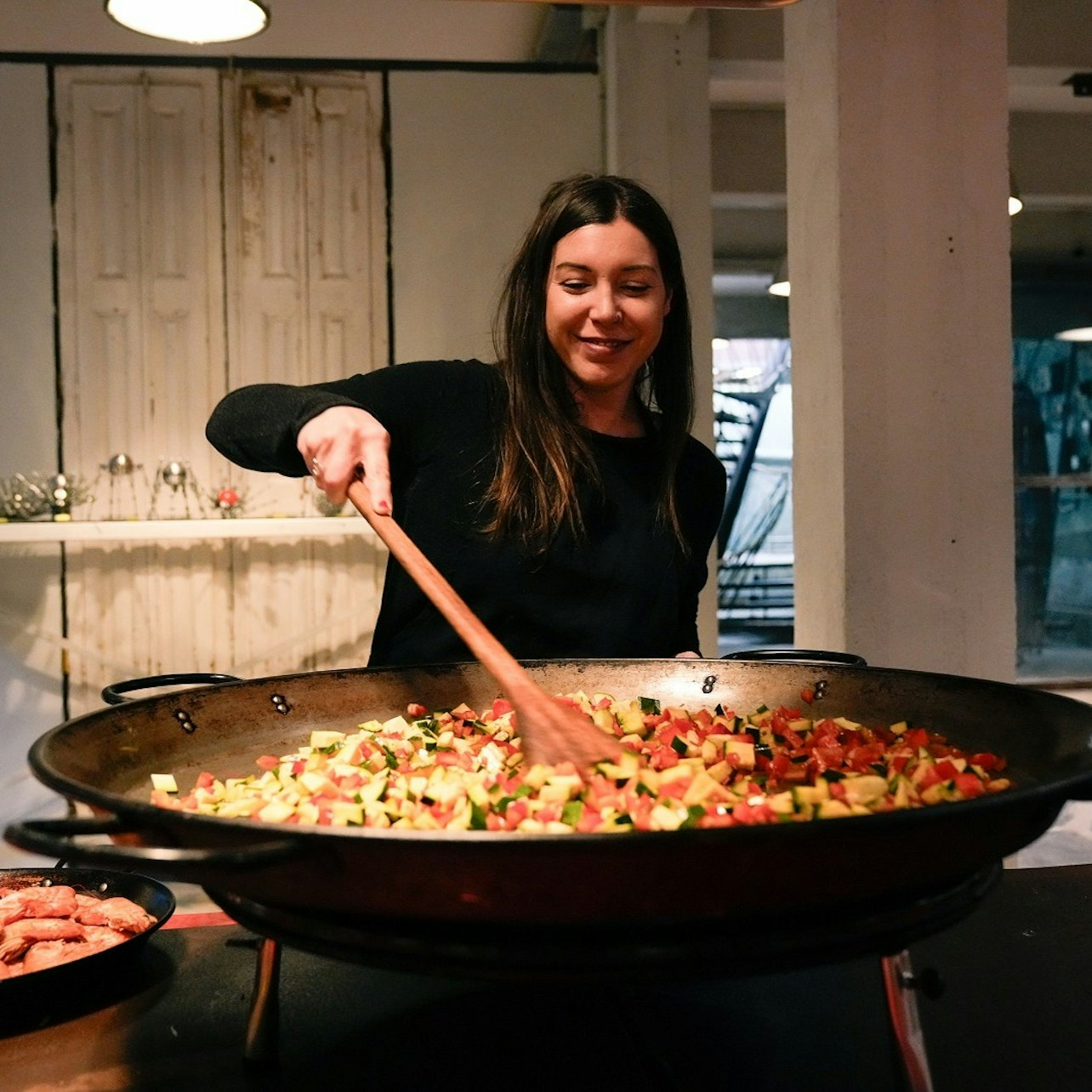 Barcelona: Paella Cooking Class - Photo 1 of 10