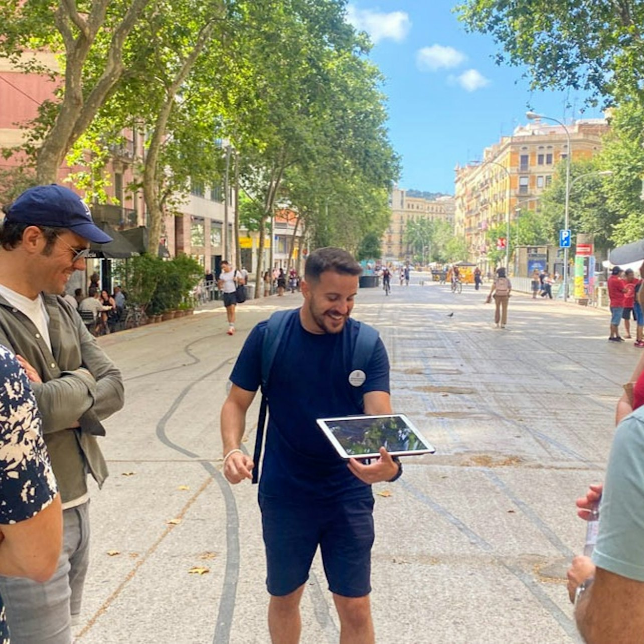 Barcelona: Private Tapas Tasting Tour in French - Photo 1 of 6