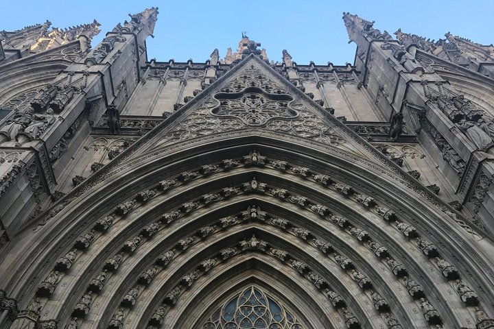 Barcelona Highlights Tour: Sagrada Família & Gothic Quarter Walk - Photo 1 of 8